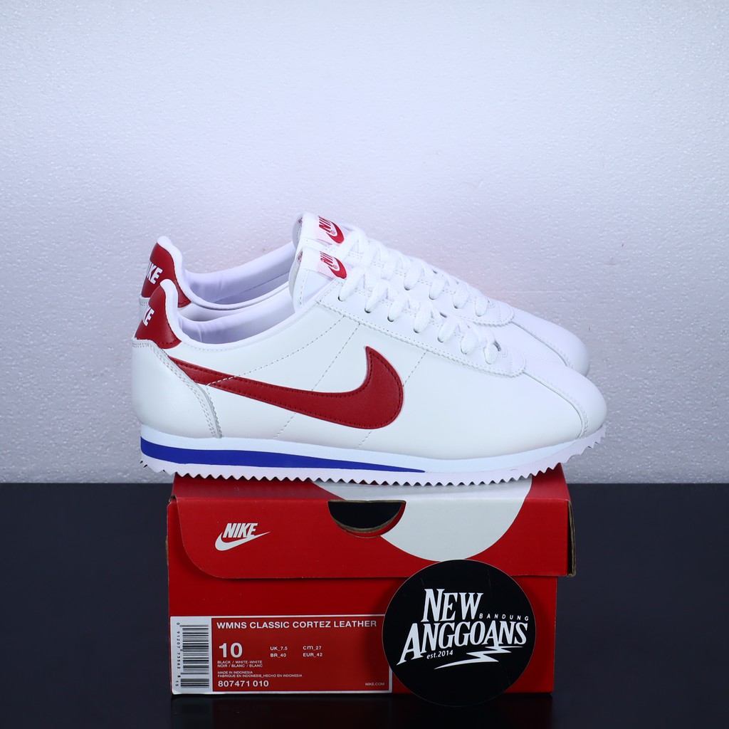 Nike store cortez merah