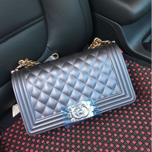 Chanel Jelly Toy Boy, Fesyen Wanita, Tas & Dompet di Carousell