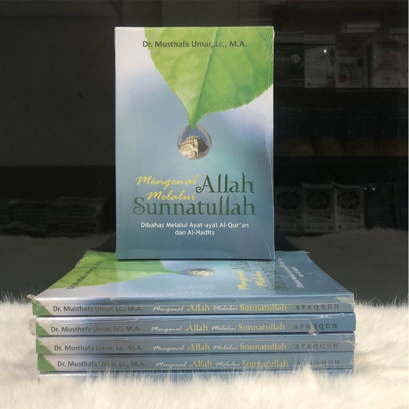 Jual Mengenal Allah Melalui Sunnatullah - Dr Musthafa Umar Lc MA ...