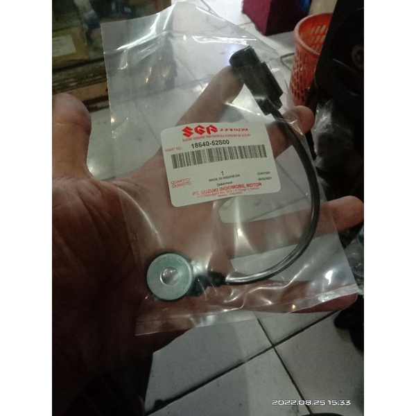 Knock Sensor Standard Motor Products KS159