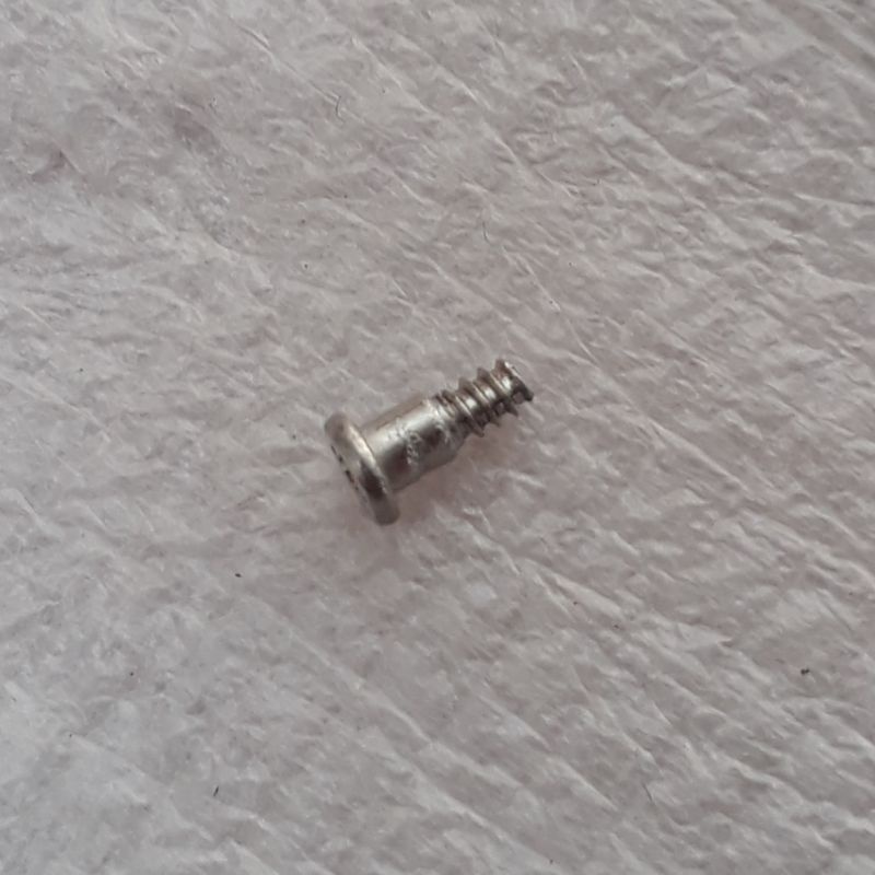 Jual baut screw bezel gshock dw5600 dw6900 dll 2nd original copotan ...