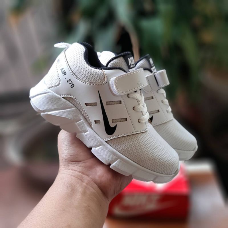 harga sepatu nike airmax 270 original