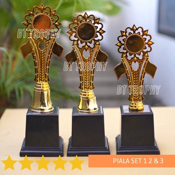 Jual Piala Murah set B-72 ( Berisi 3 piala ) | Shopee Indonesia