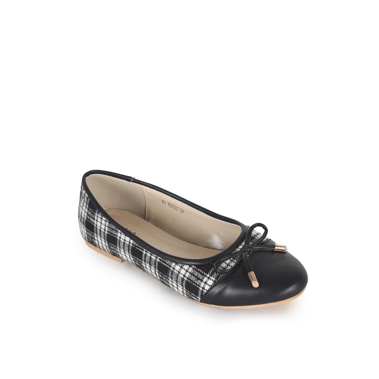 Cavasso Lisa Flats Shoes