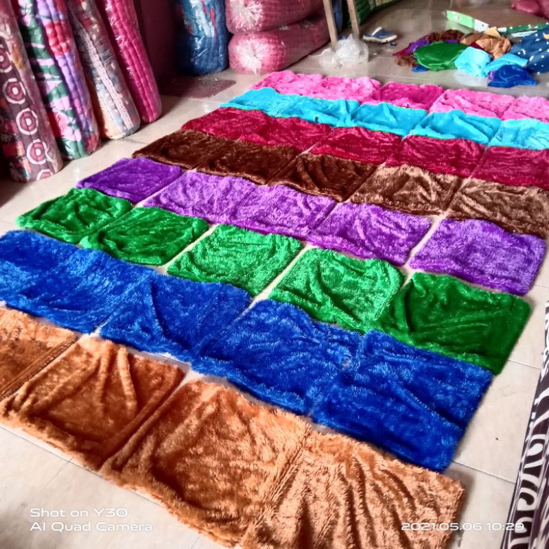 Jual SARUNG BANTAL KURSI BULU RASFUR PREMIUM | Shopee Indonesia
