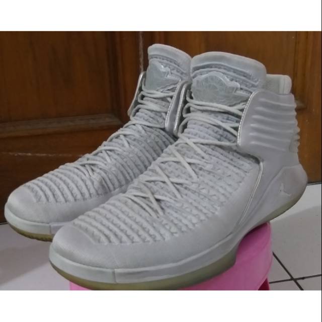 Jordan 32 sale platinum