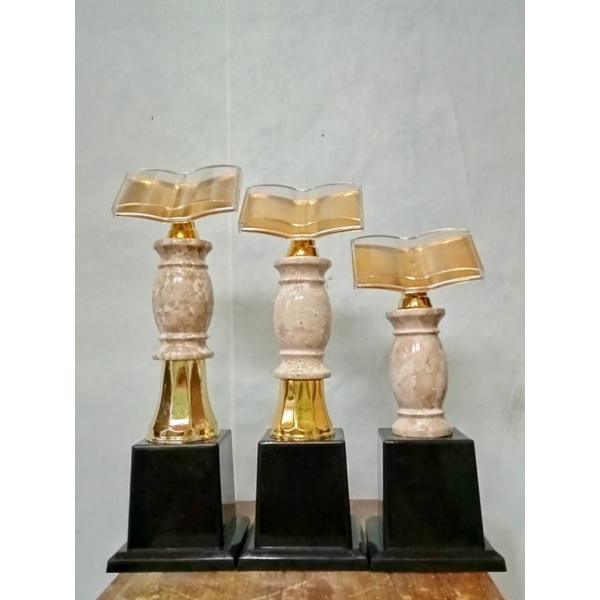 Product image Piala Satuan MTQ Marmer