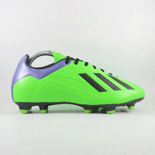 Foto sepatu hotsell bola adidas 2018