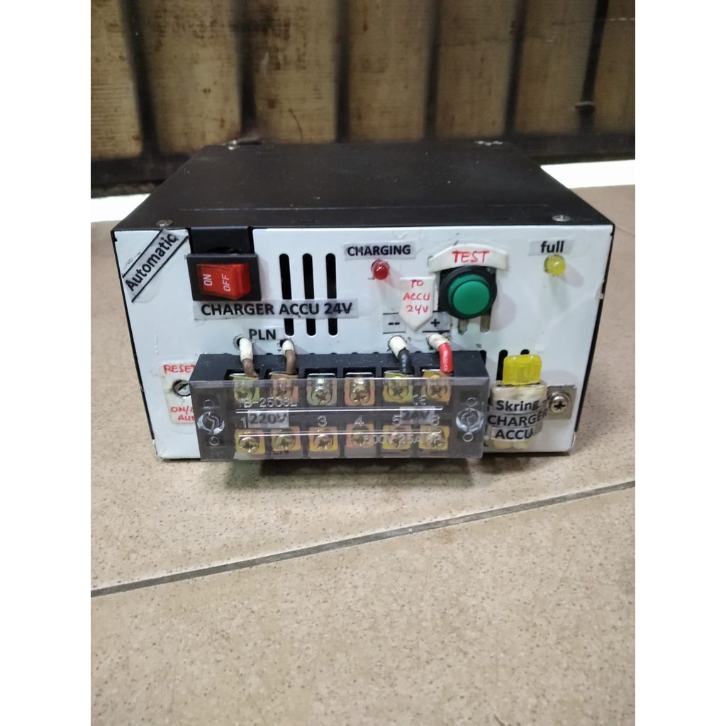 Jual charger otomatis 10a-24v khusus ngecas aki genset | Shopee Indonesia