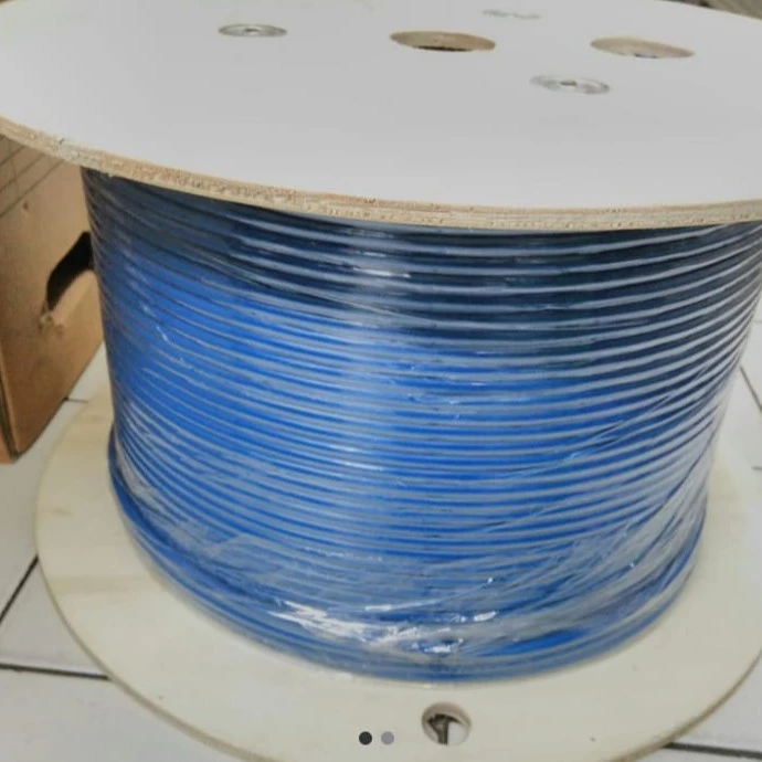 Kabel Schneider Cat.5E FTP ACT4P5ESCM3RBBU