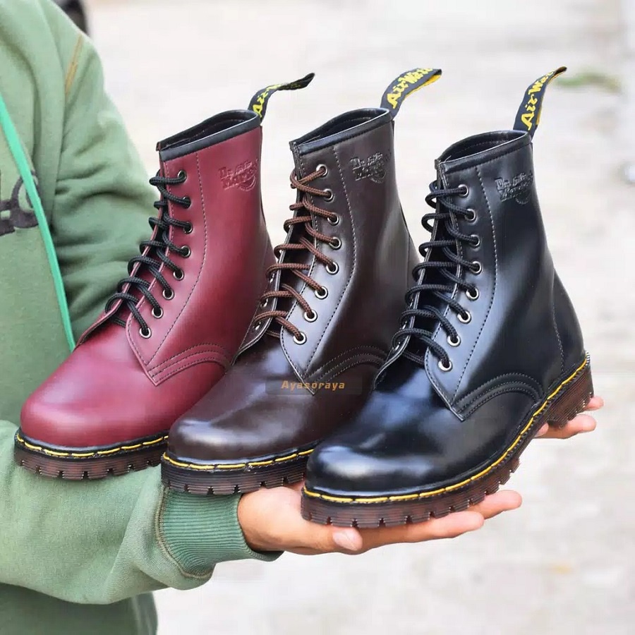 Harga sepatu boots dr martens original online