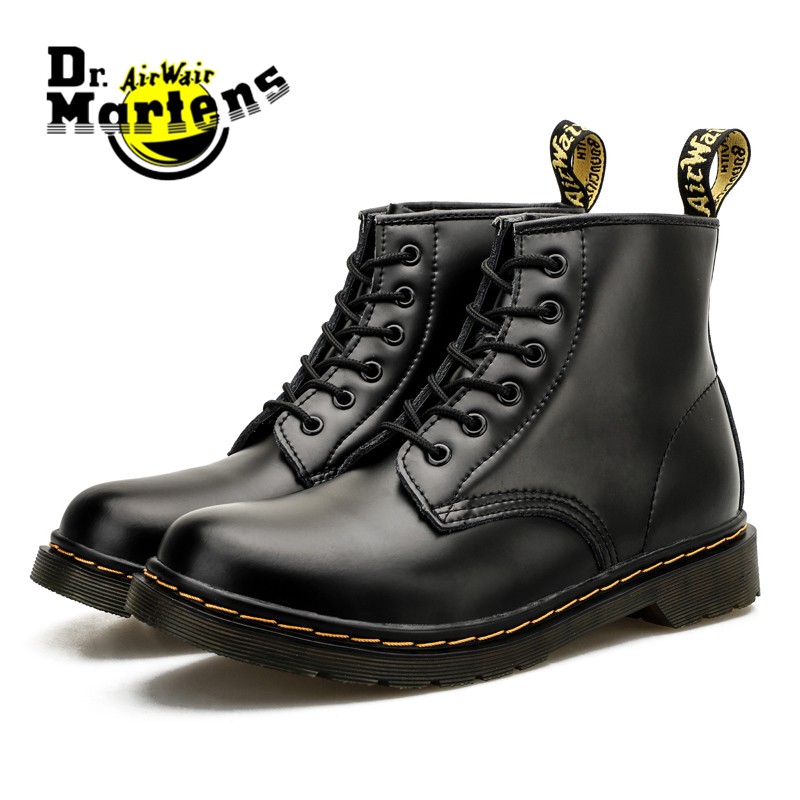 Jual Dr. Martens 6 Holes Air Wair 1460 Martin Boots Crusty Couple Models Suarez Shopee Indonesia