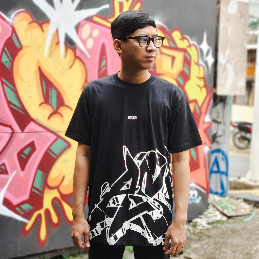 Jual MDFK Ashtwo Outline graffiti Tshirt full print | Shopee Indonesia