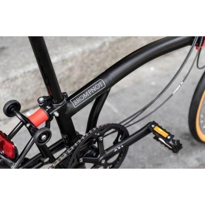 brompton hitam