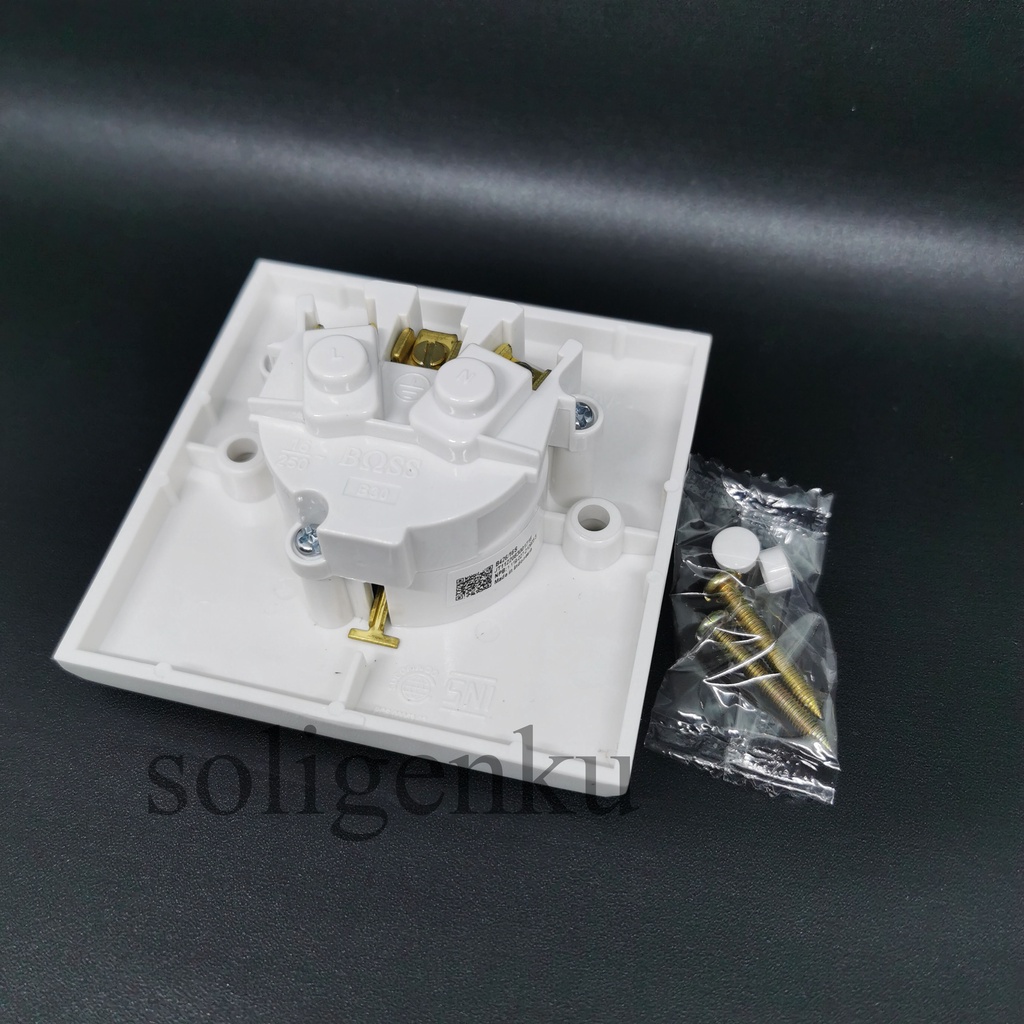 Jual Stop Kontak Boss B426/16S kontak dengan pengaman | Shopee Indonesia
