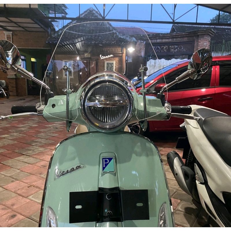 Visor vespa store