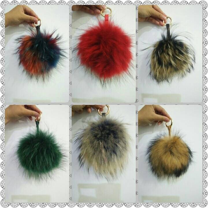 Jual Gantungan Tas Big Fur Ball Furball Bulu Halus Fendi Charm Bag Charm Shopee Indonesia