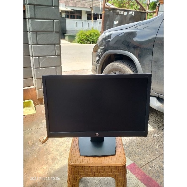 Jual MONITOR LED HP V223 22 INCI FULL HD LIKE NEW | Shopee Indonesia