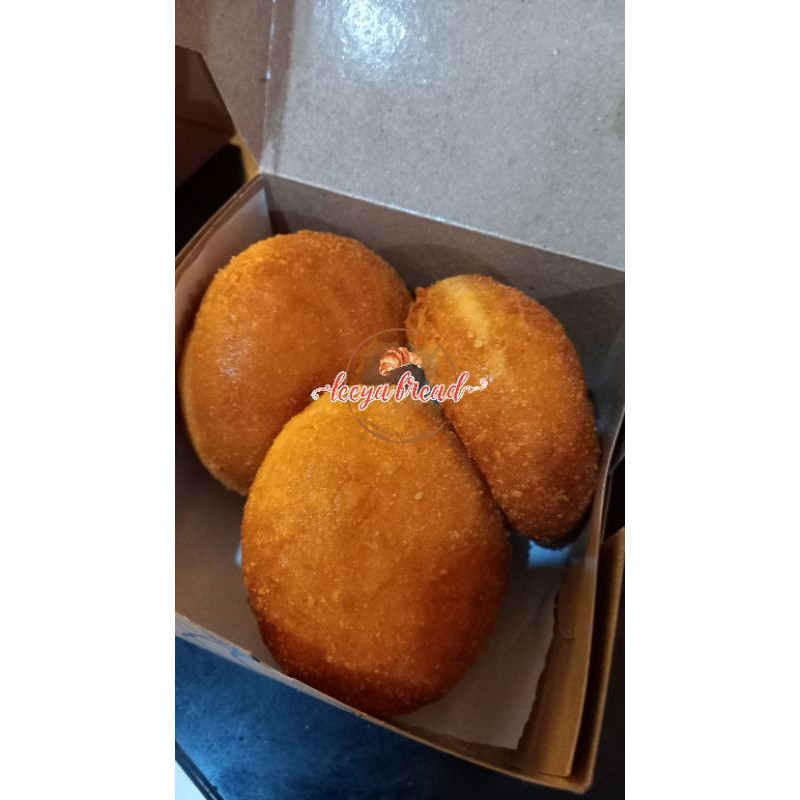 Jual Leeya Bread - Bomboloni kari ayam bombokar | Shopee Indonesia