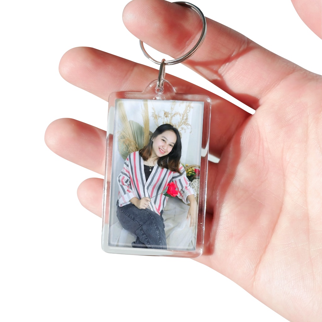 Jual Gantungan Kunci Foto Akrilik 2 Sisi Custom | Shopee Indonesia