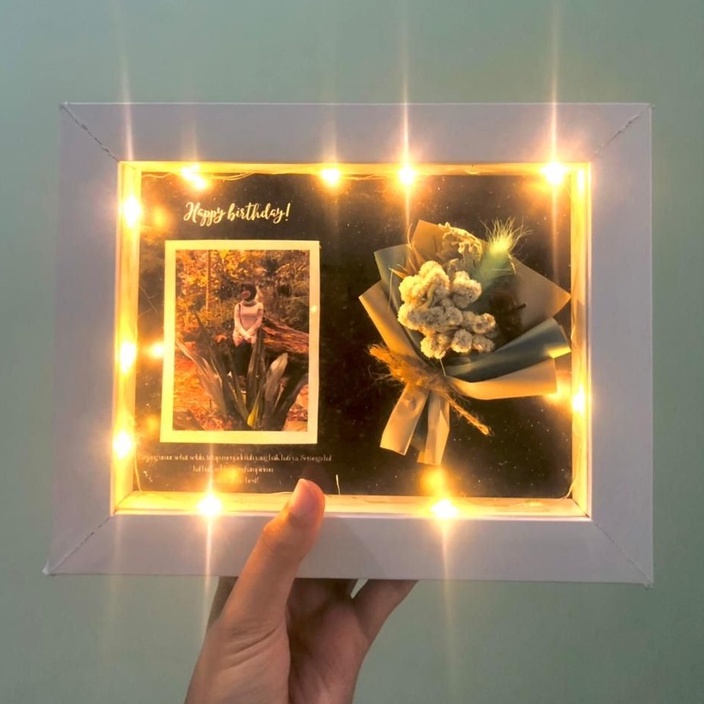 Jual Scrap Frame 3D + LED Hadiah Ulang Tahun / Kado Wisuda ...