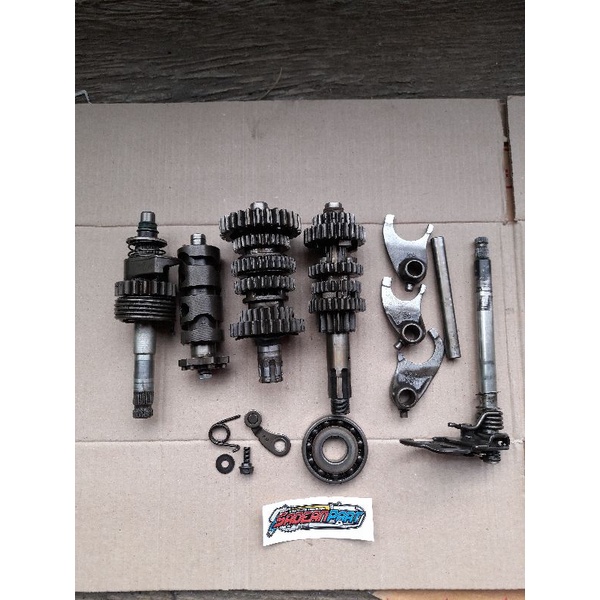 Jual Rasio tranmisi gearbox tiger revo sett tanpa krengkes pnp cb gl mp ...