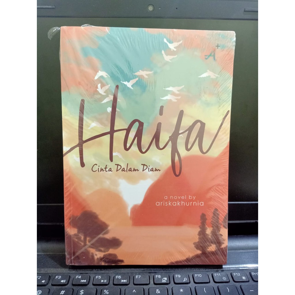 Jual Buku Novel Haifa Cinta Dalam Diam Wattpad Shopee Indonesia 