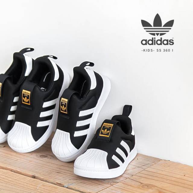 Boys adidas slip on store