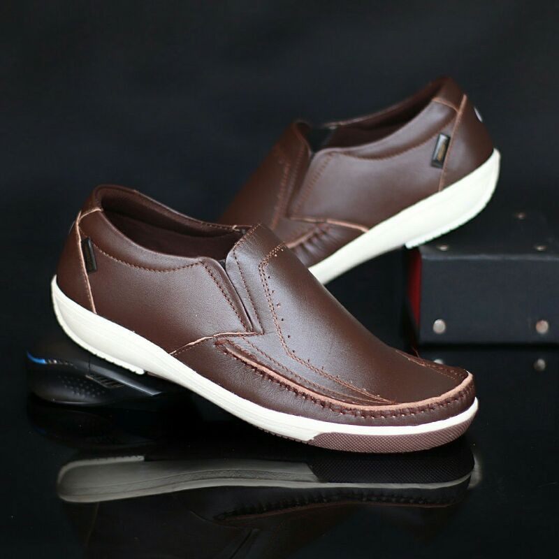 Jual Renewofficial Sepatu Kulit Pria Sepatu Slip On Cevany Sandro