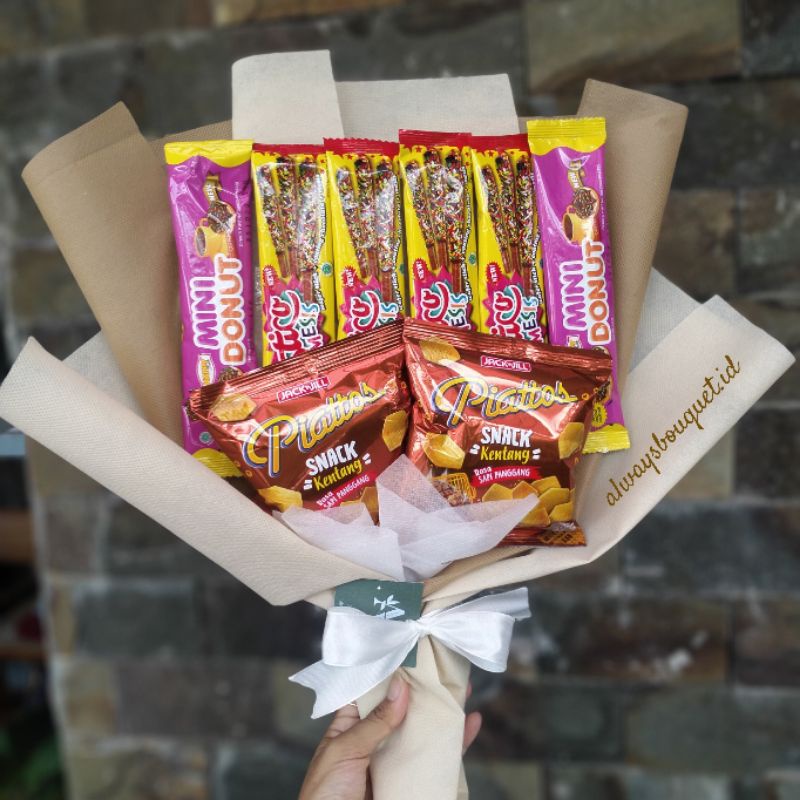 Jual Bucket Snack Murah Cocok Untuk Wisuda Sidang Sempro Ultah Shopee Indonesia