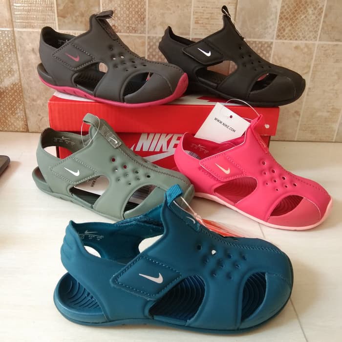 Sepatu sandal 2025 nike anak