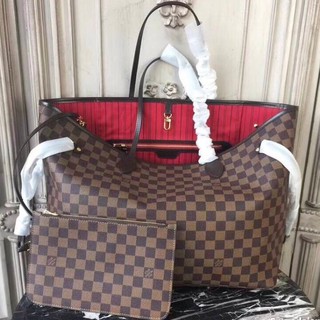 Label Malta - LV Pochette Voyage Taiga leather bag for 599€ new