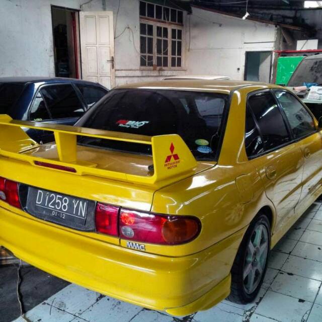 Jual Spoiler evo 3 universal sedan Fiber | Shopee Indonesia