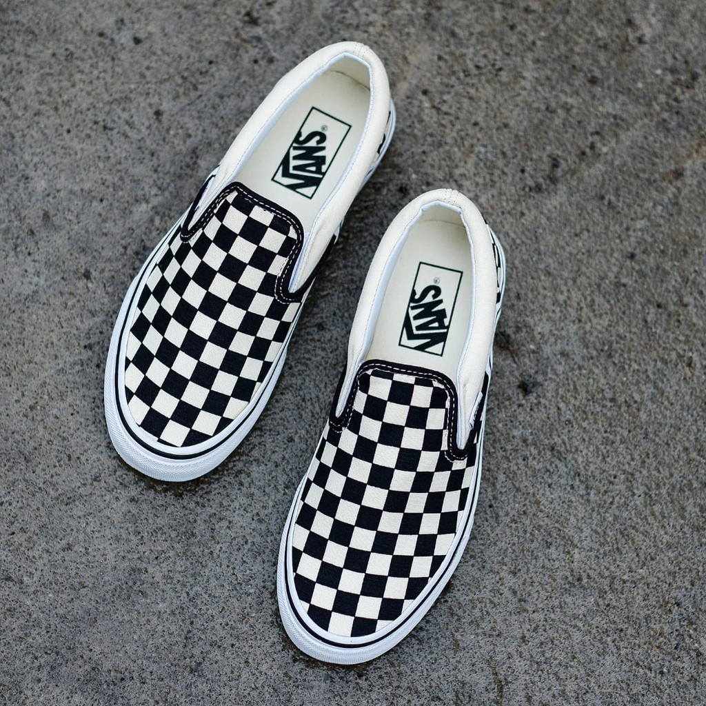 Vans checkerboard shop slip on harga