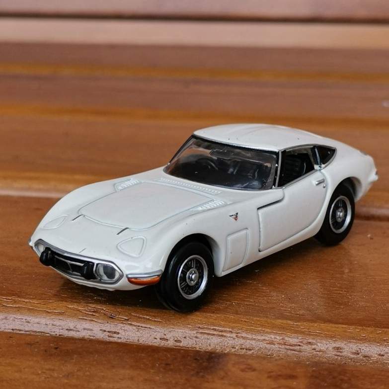 Jual Tomica Premium 27 Toyota 2000GT Takara Tomy Original Diecast mobil ...