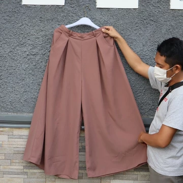 Wide Pants Celana Kulot Lebar Wollycrape RiZAru