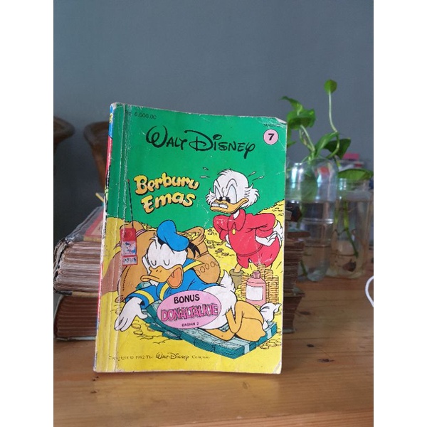Jual Komik Donald Bebek Berburu Emas - Walt Disney | Shopee Indonesia