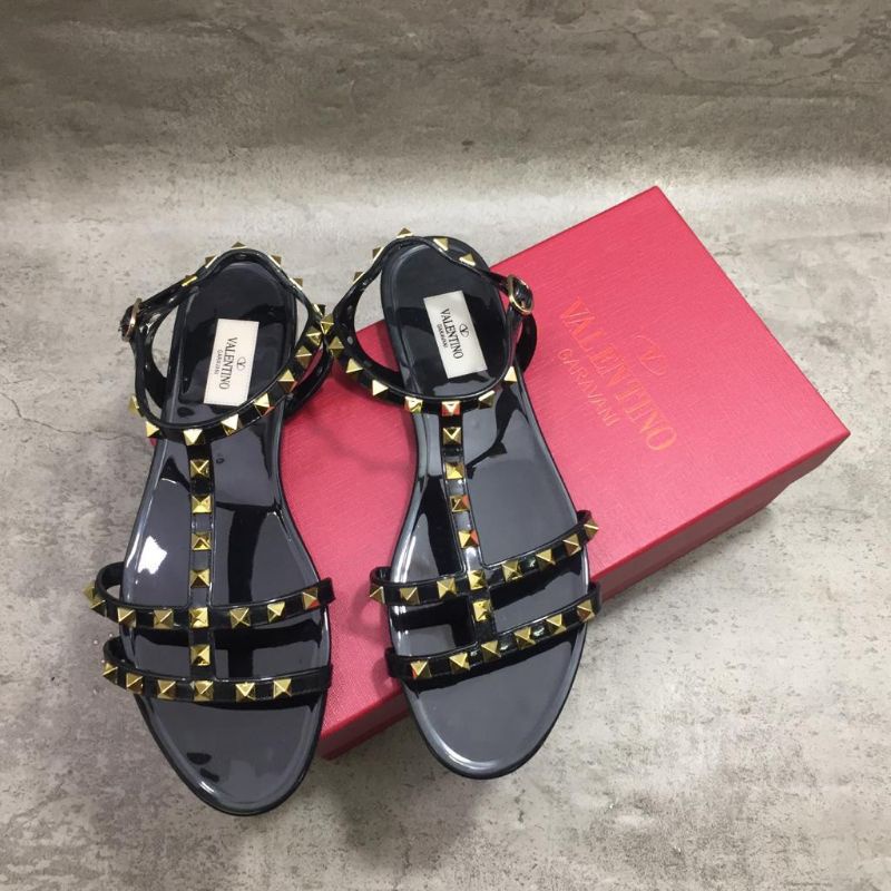 Valentino on sale sandals jelly