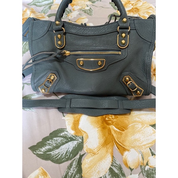 balenciaga gris taupe metallic edge