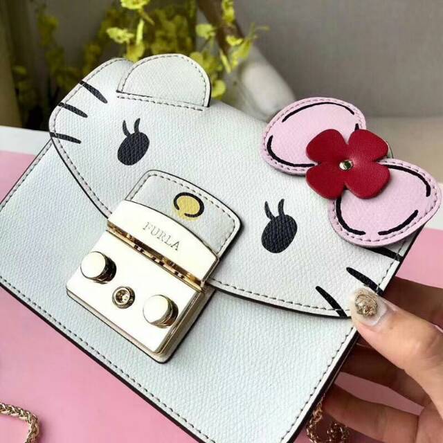 FURLA Metropolis Hello Kitty Collection