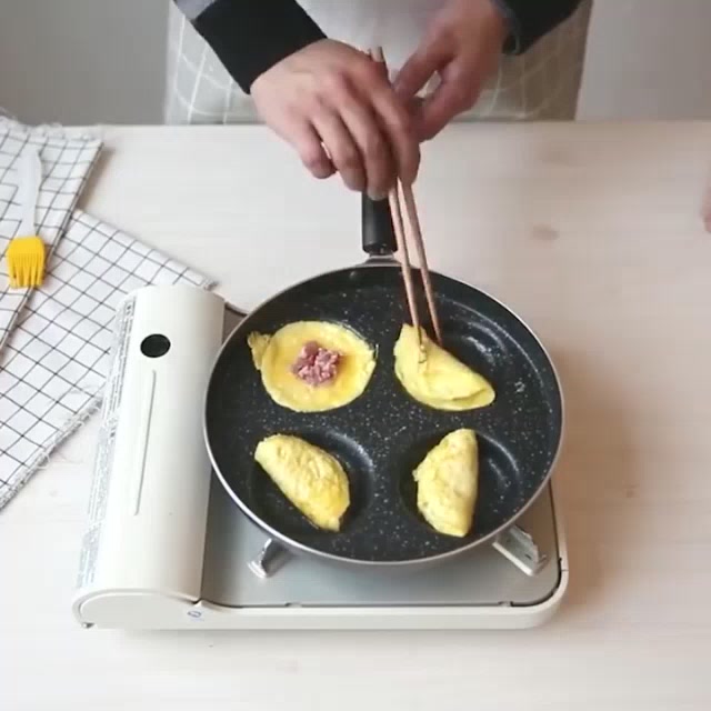 Jual FRYFAN WARNA TEFLON CETAKAN TELUR 4 LUBANG | Shopee Indonesia