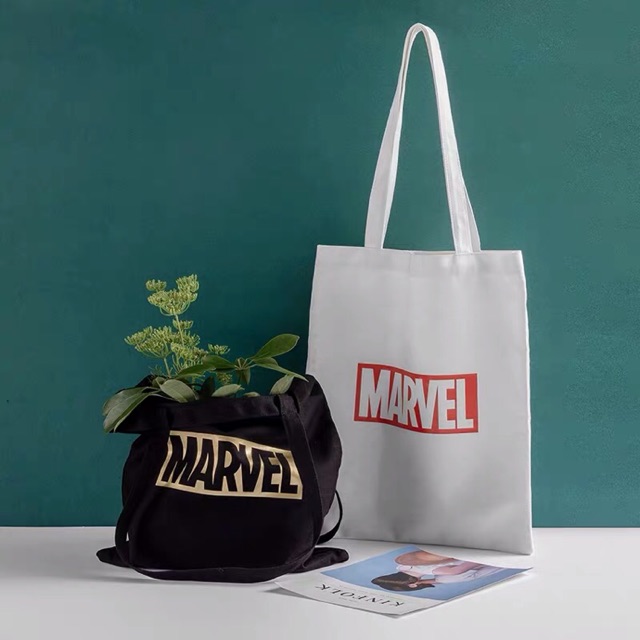 Jual MINISO x MARVEL TOTE BAG Shopee Indonesia