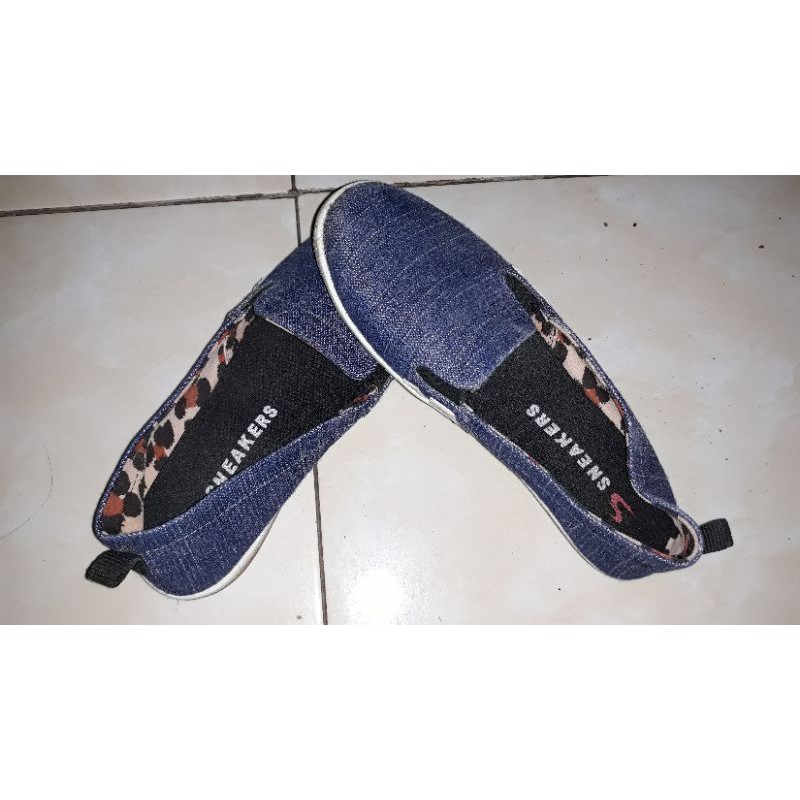 Jual Sepatu Sneakers Original Baca Caption Shopee Indonesia