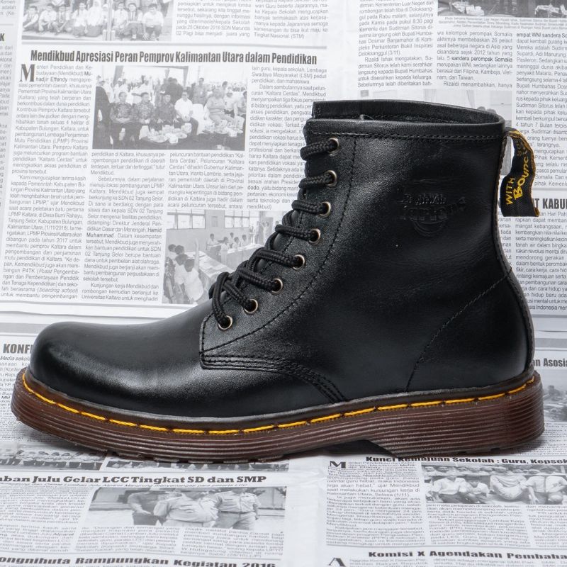 Docmart deals dr martens