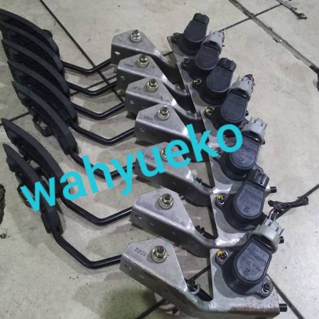 Jual Sensor gas nissan x trail t30 originale sensor pedal gas x trail