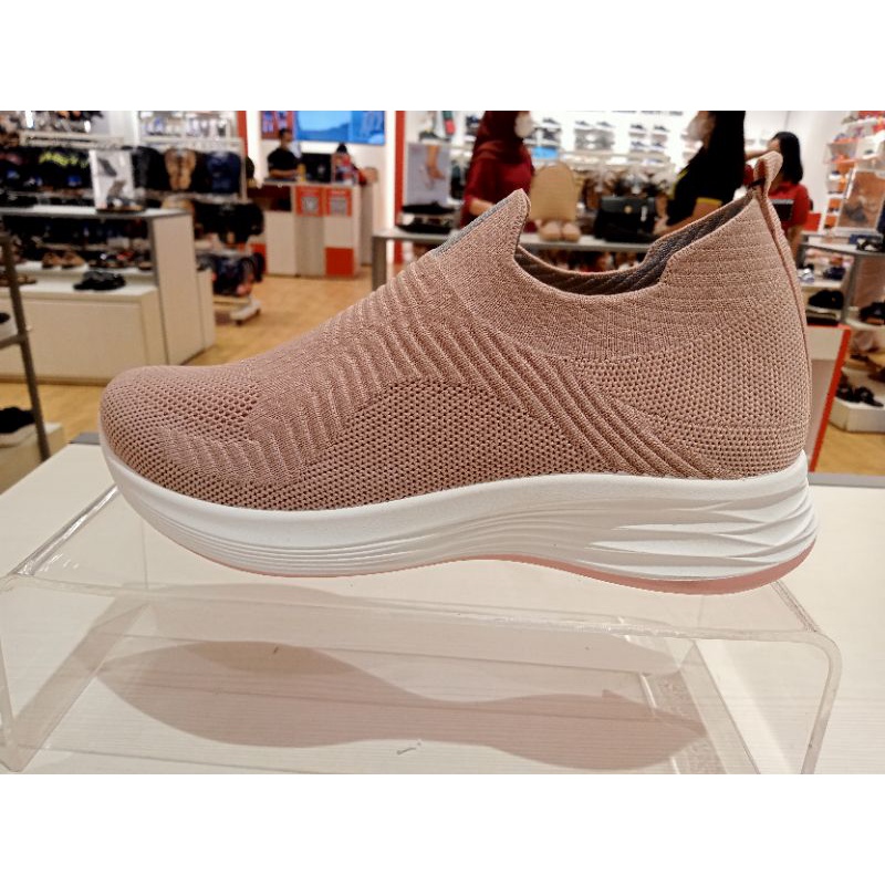 North Star Sepatu Sneakers Wanita Slip On Original bata 589-6197 5895197