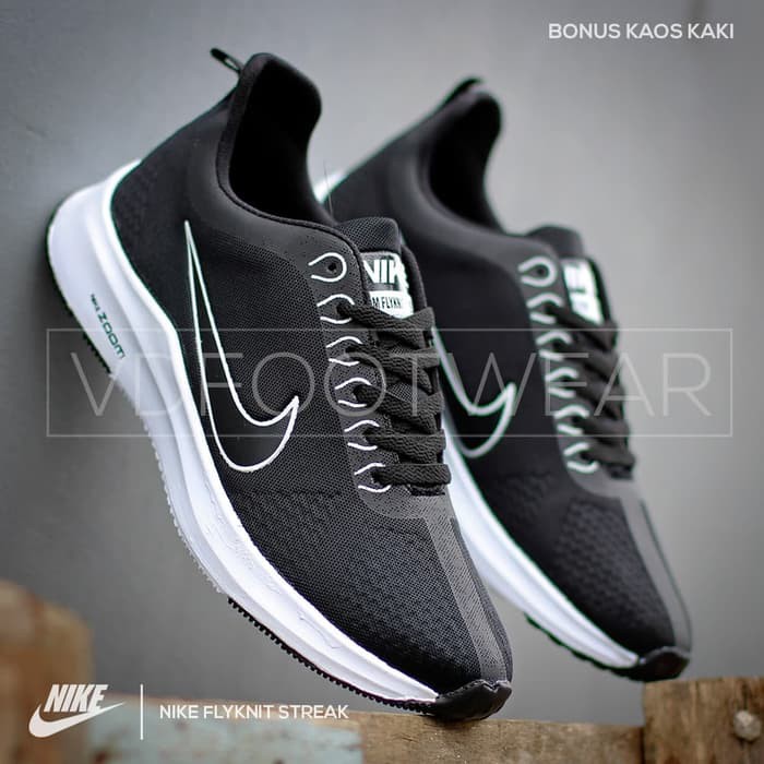 Sepatu nike hotsell zoom flyknit streak