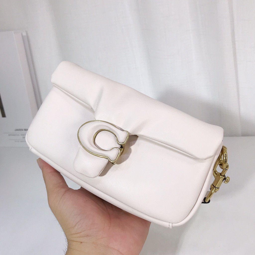 Tas Coach Slingbag Tabby Pillow Shoulder 18 White Original Tas Selempang Bahu Slingbag Sling Bag Shoulderbag Shoulder Bag Coach Wanita Original