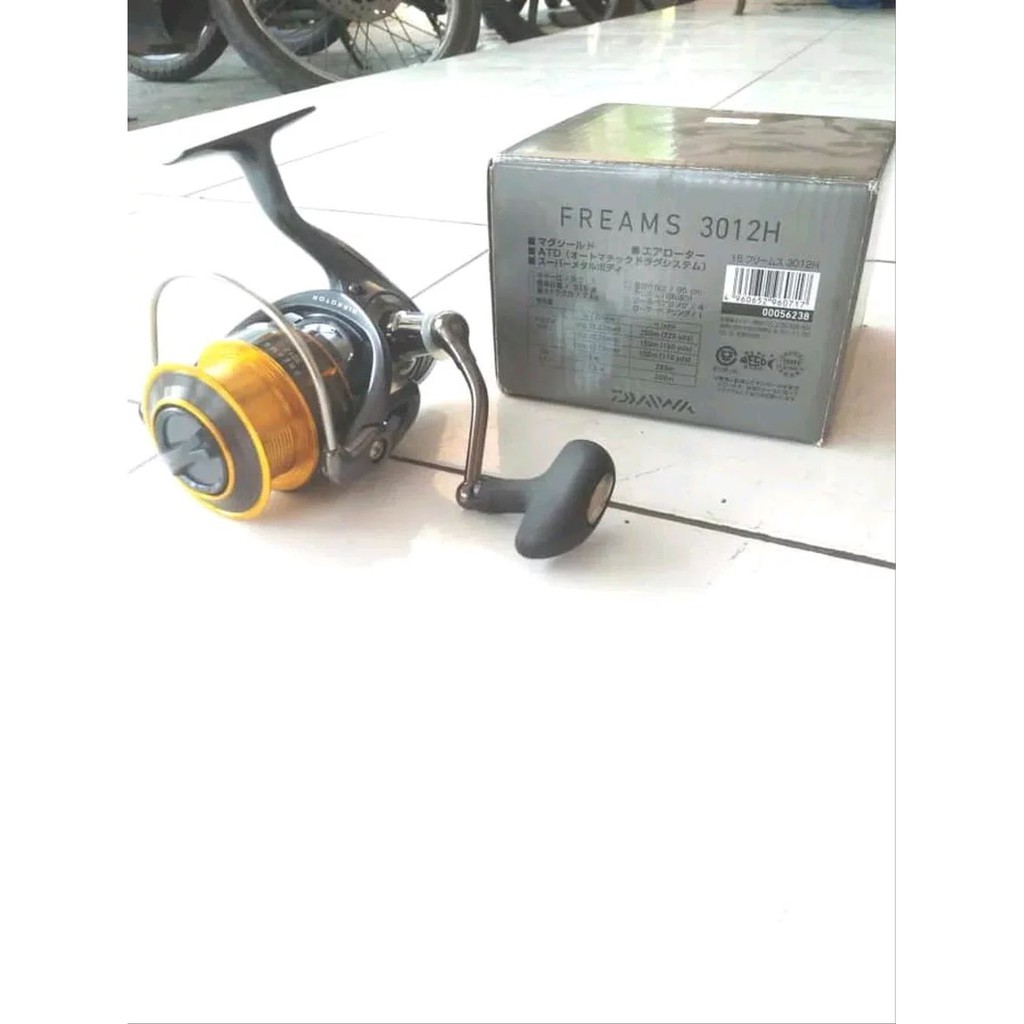 Jual Reel Daiwa FREAMS 3012H BEST SELLER | Shopee Indonesia