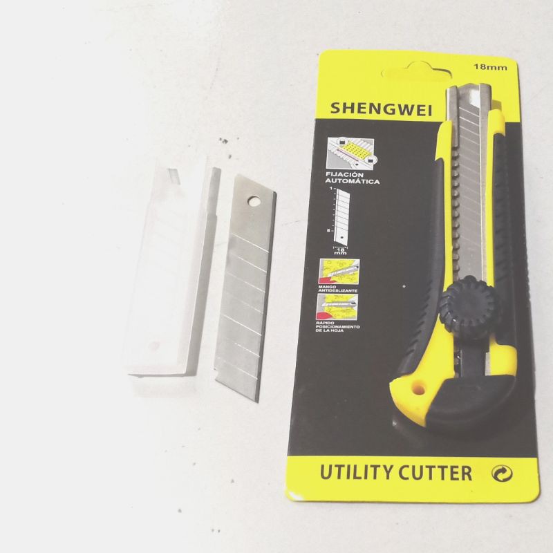 Jual Karter SHENGWEI Cutter Besar 18mm | Shopee Indonesia